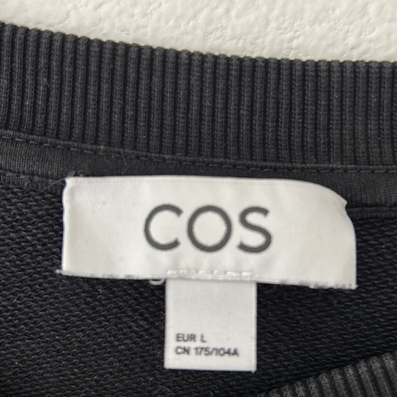 Black COS Pullover - Picture 2 of 2